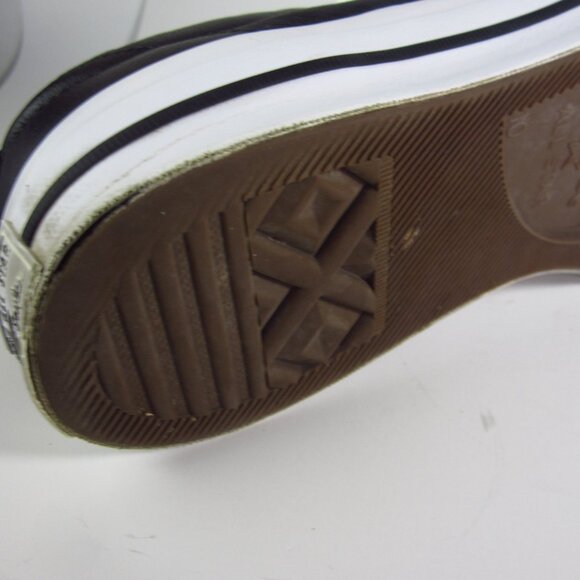 Converse One Star Perforated Leather Sneaker- 158465C Size: Men's 10, Women's 12 - Picture 15 of 15